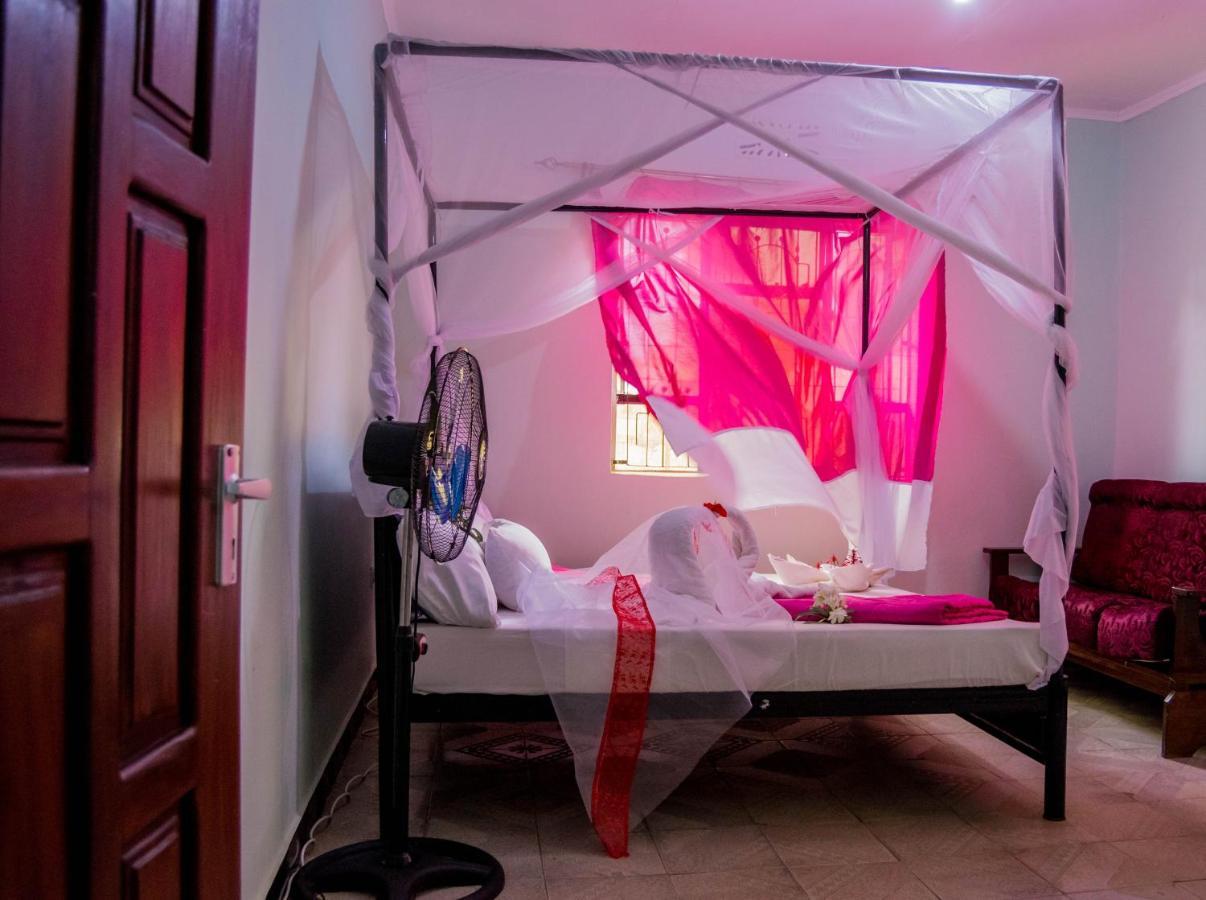 Kilimanjaro Summit Lodge Moshi Ngoại thất bức ảnh